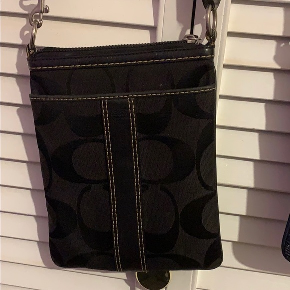 Coach crossbody purse - Picture 1 of 5